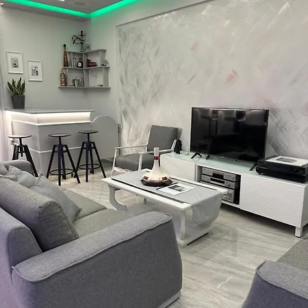 Apartment Oasis