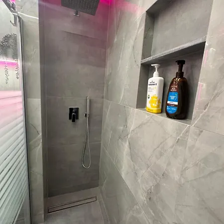 Apartment Oasis